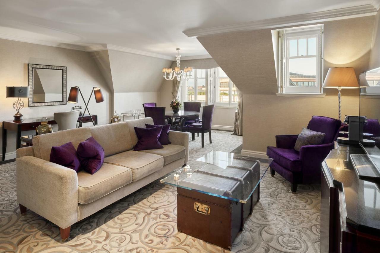 The Landmark Londra Esterno foto Interior of a suite at The Dorchester